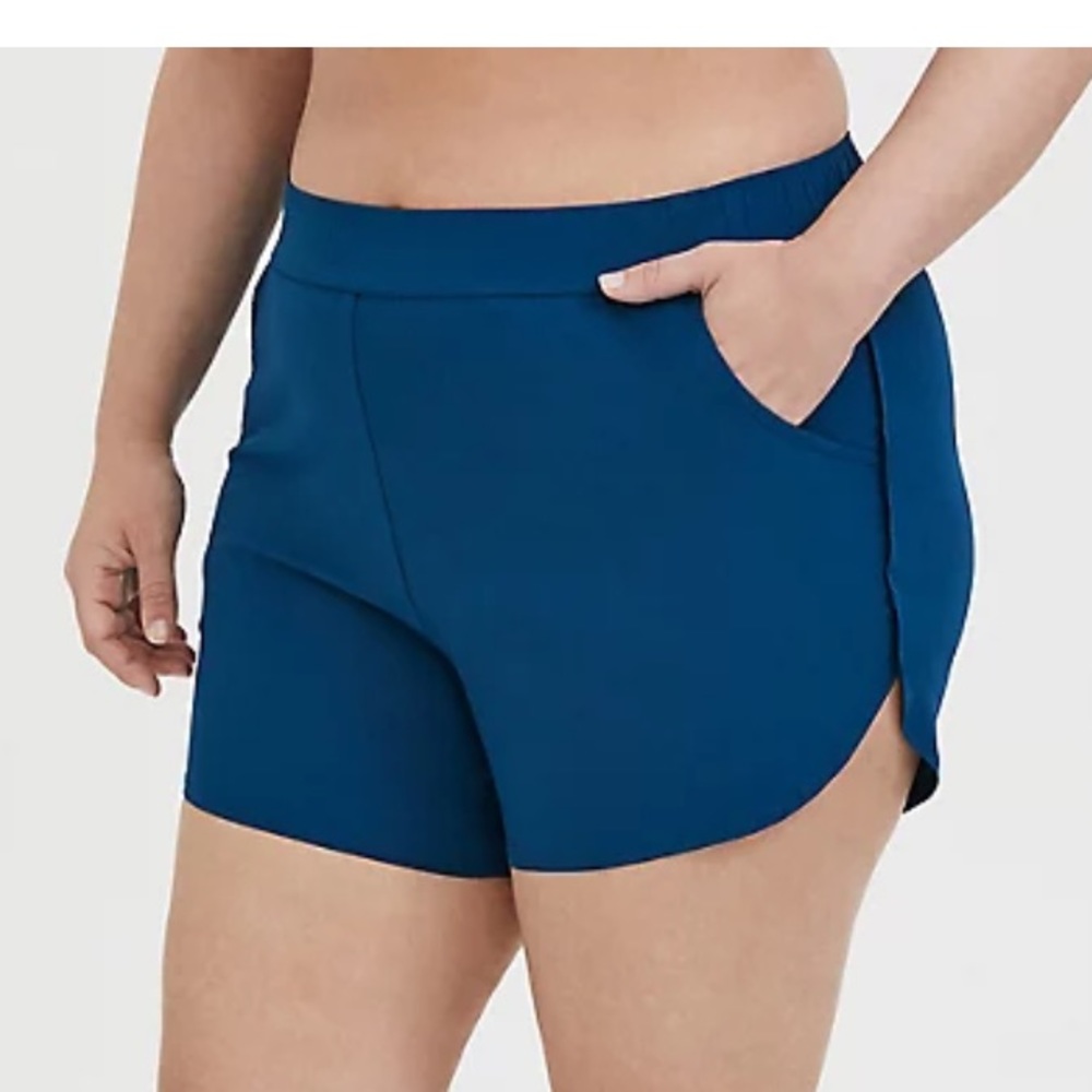 Torrid teal blue dolphin hem swim board short sz 2